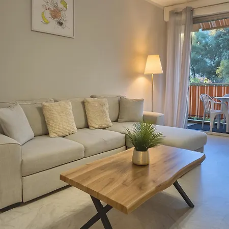 La Terrasse Des Pins Spacieux Et Familial Apartamento *