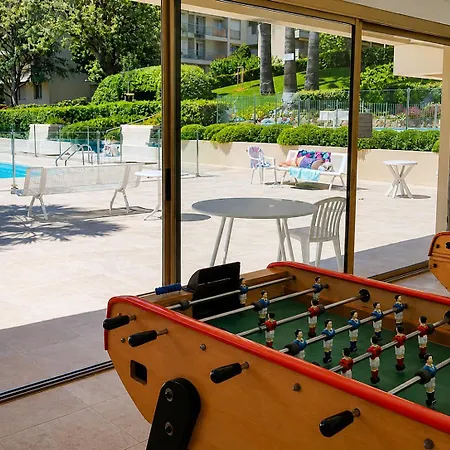 La Terrasse Des Pins Spacieux Et Familial Apartamento Antibes