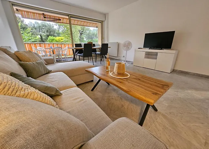 La Terrasse Des Pins Spacieux Et Familial 公寓 *