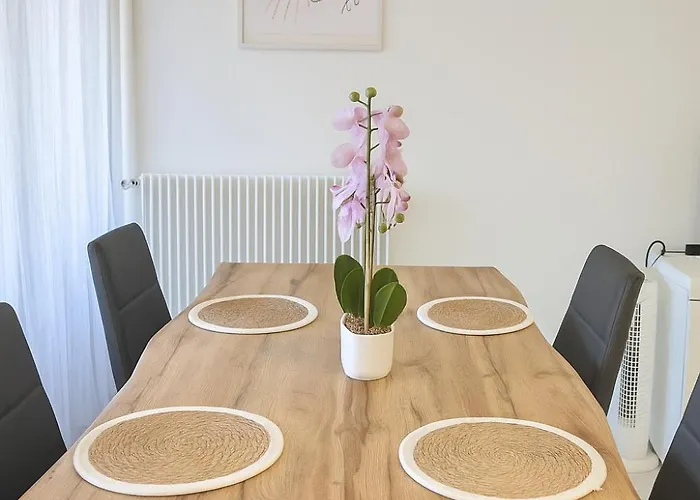 La Terrasse Des Pins Spacieux Et Familial *