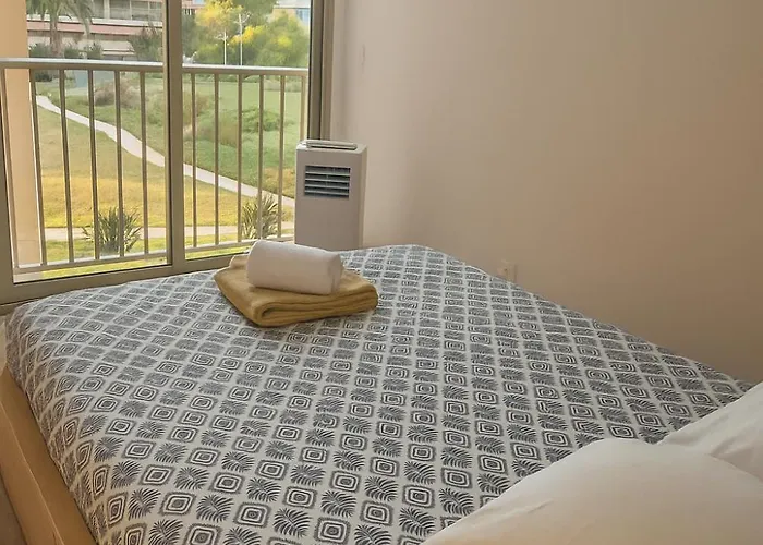 La Terrasse Des Pins Spacieux Et Familial * Антиб